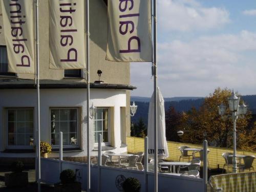 Hotel Palatino Sundern Exteriör bild